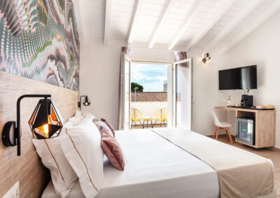 Mobilier moderne & déco chambre d'hotel